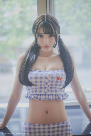 双性少爷被下人玩弄