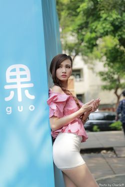 穿成年代文里的傻白甜